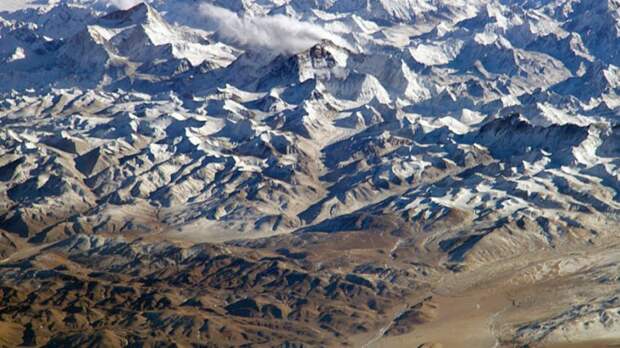 СМИ: Трое россиян пропали без вести в Гималаях