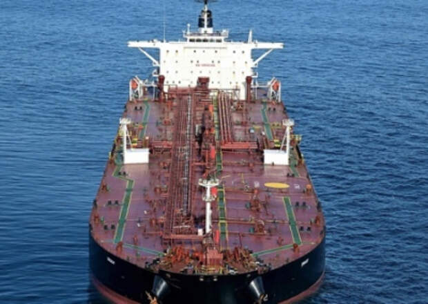 Макрон призвал захватывать танкеры «теневого флота» на время с целью срыва сроков поставок