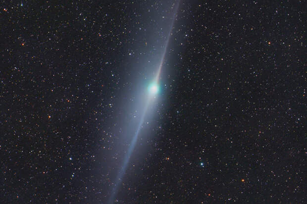 Spaceweather: оптическая иллюзия сбила с толку наблюдателей за кометой 12P