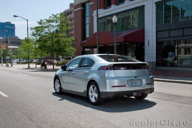 GM планирует уменьшить двигатели Chevrolet Volt и Cadillac ELR