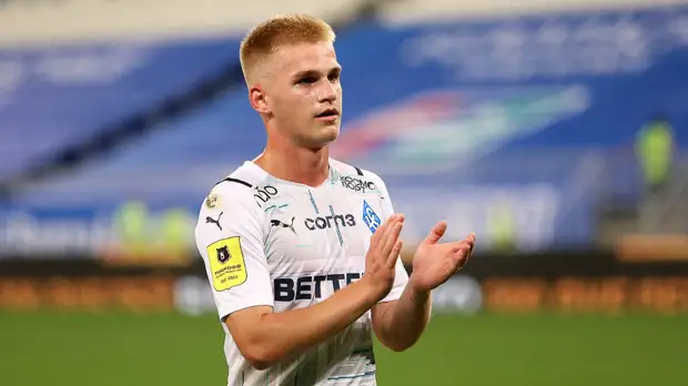 17-летний Пиняев забил первый мяч в РПЛ