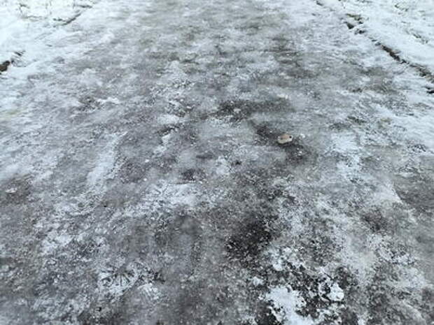 Переломы и вывихи: синоптики предупредили о мощном гололеде на Кубани в ближайшие двое суток