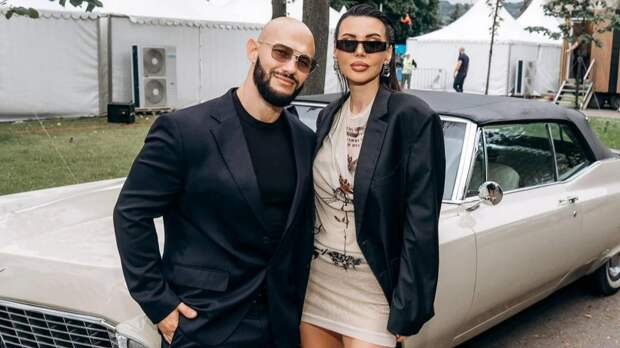 Джиган признался, что не стал присылать Оксане Самойловой валентинку: «Общаемся только по детям»