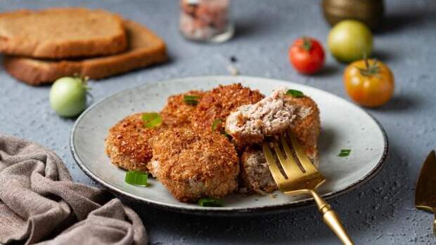 Как правильно приготовить котлеты — вкусные и сочные, как в СССР