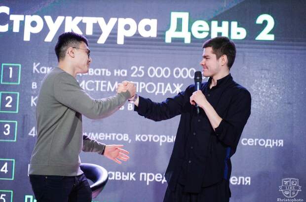 Аяз Шабутдинов и Like Центр: изучаем мнение студентов Аяз Шабутдинов и Like Центр: изучаем мнение студентов