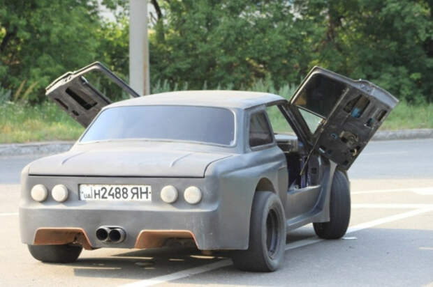 Автоумельц-энтузиаст своими руками переделал «Запорожец» под Ford Mustang (34 фото) Уникальный ЗАЗ 968 «Запорожец»