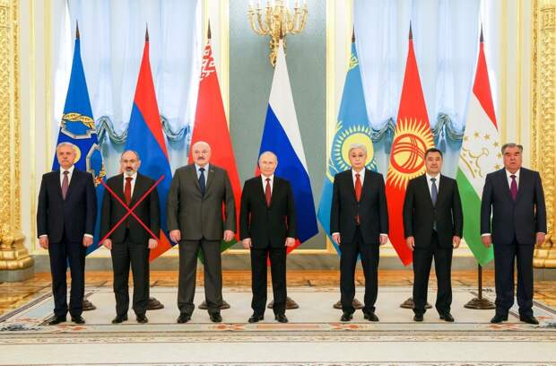 В ходе разгоревшейся в парламенте Армении дискуссии, премьер Пашинян сделал очередное резонансное заявление, подчеркнув, что Ереван в обязательном порядке выйдет из состава ОДКБ, так как "пути назад-3