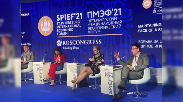 Александр Жаров назвал хорошей идею РКН «приземлить» YouTube и Google в России