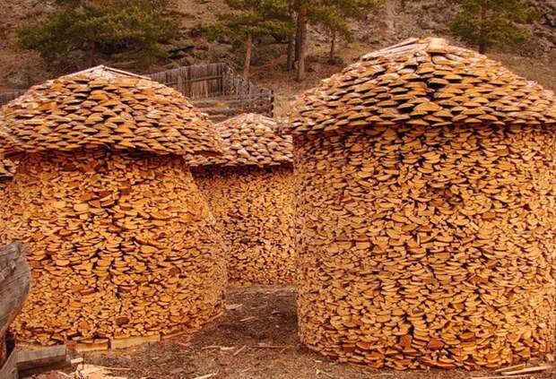 Интересные формы для дровницы