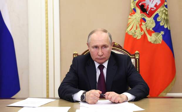 Песков: Путин принял решение, чтобы МО возглавил гражданский человек
