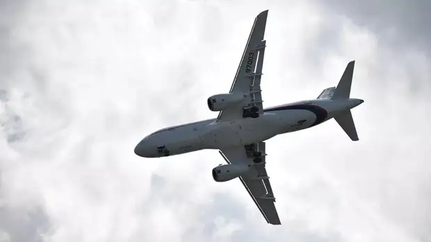 Минпромторг прокомментировал ситуацию с Sukhoi SuperJet на 75 мест