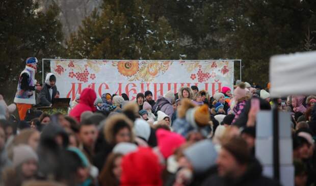 Смотрим, как волгоградцы встретили Широкую Масленицу