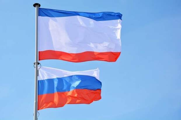 Знаковая дата в нашей истории: Аксёнов поздравил крымчан с Днём Республики Крым