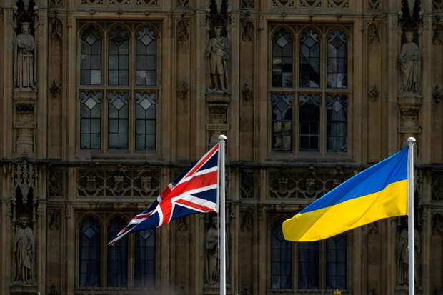 Военэксперт Клинцевич: Лондону экономически выгоден конфликт на Украине