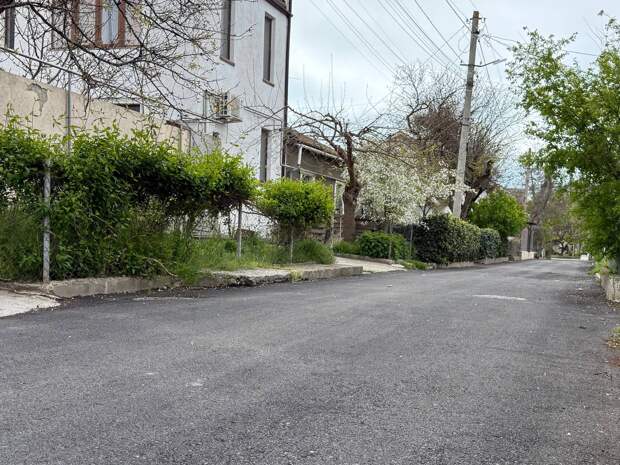 В Евпатории приведут в порядок дороги на 125 улицах