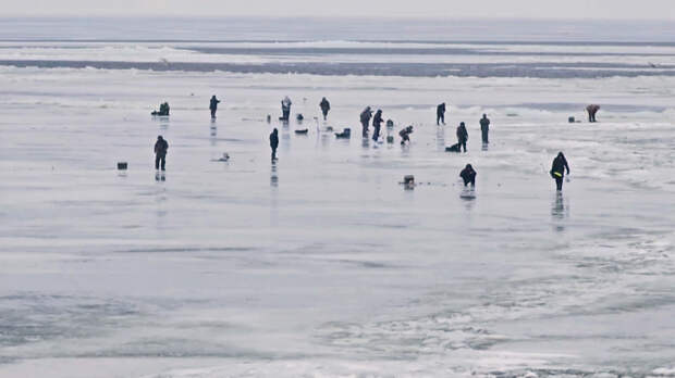С 16 января можно будет выходить на лед Финского залива и водоемов Петербурга
