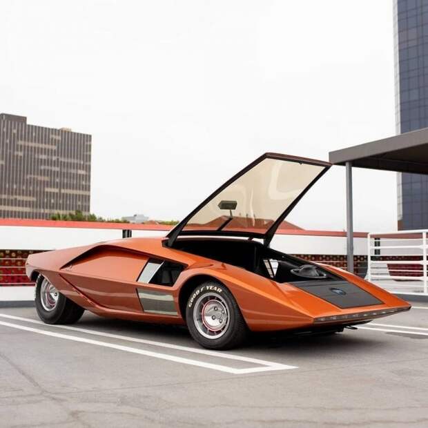 Lancia Stratos HF Stradale — Легенда ралли за полмиллиона долларов