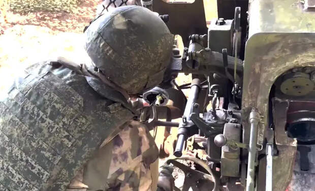 Российские войска вышли к югу от Колесниковки Харьковской области и ведут бои по разрезанию группировки противника на левобережье реки Оскол