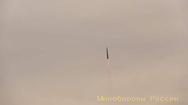 Венцом наших исследований гиперзвуковых технологий являются пять подряд успешных пусков (с 2012 по 2020 год) межконтинентальной баллистической ракеты с гиперзвуковым планирующим крылатым блоком «Авангард», способным маневрировать в атмосфере на скорости 27 махов (первая космическая скорость). Комплекс "Авангард" с 2019 года поставлен на вооружение.