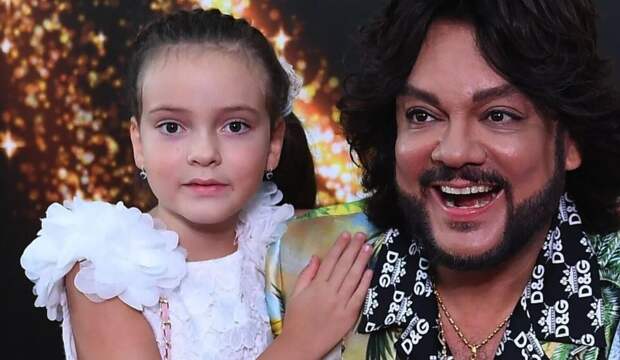 «Мне неприятен этот человек»: дочь Филиппа Киркорова отреклась от имени в честь Аллы Пугачевой