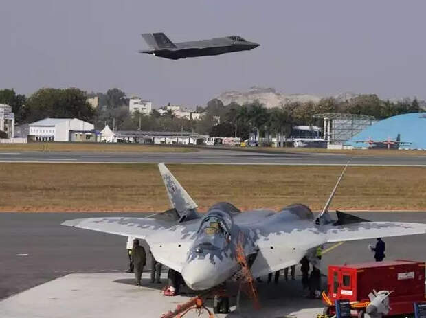 Трамп поставил перед Индией вопрос ребром: или США, или Россия. Что он задумал?