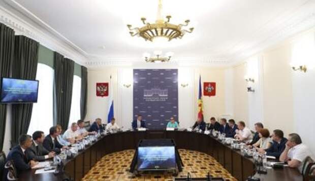 В рамках пребывания делегации Херсонской областной Думы в Краснодарском крае в ЗСК состоялись совместные мероприятия, в которых приняли участие депутаты обоих регионов