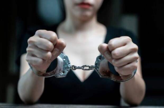 Севастополь в шоке! 20-летняя мать поила 2-летнего сына наркотиками