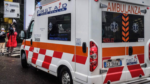 Бургеры вывели из строя трех биатлонисток на Олимпиаде