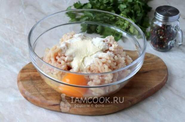 ПП куриные котлетки с кабачком в духовке.. Куриные котлеты с кабачком в духовке 02