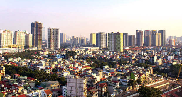 Man Somehow Miraculously Catches Toddler That Fell From 12th Floor Balcony