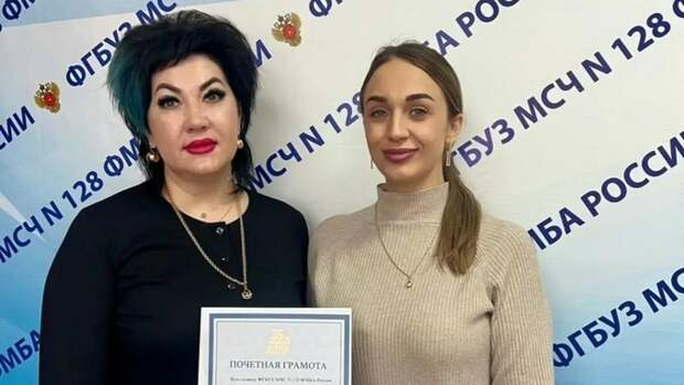 Благодарность от Леонида Слуцкого вручили врачу из Ярового за спасение человека в самолете