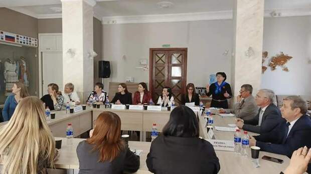 Эдуард Кузнецов встретился с вдовами и матерями погибших участников СВО