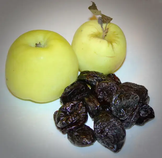 Утка. Рулет с яблоками и черносливом