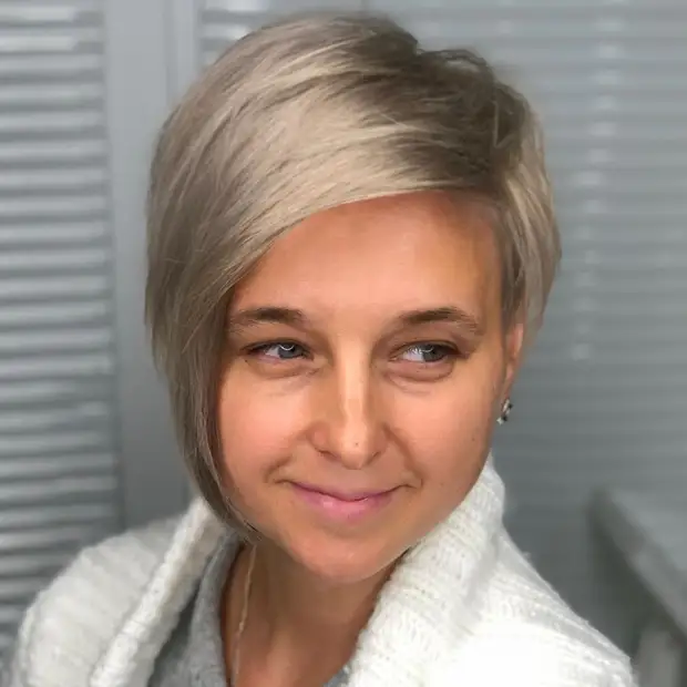 25 прекрасных стрижек для дам старше 40 лет на светлые волосы 2021