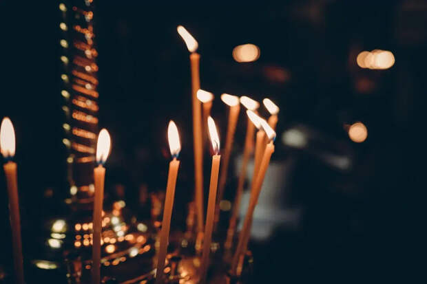 Священник Береговой перечислил важные действия для поминовения усопших в первые 40 дней