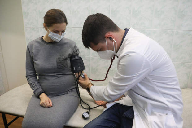 Минэкономразвития проведет эксперимент по дистанционному наблюдению за беременными