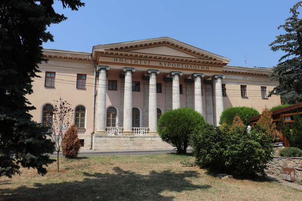 Вот где работать то надо было!