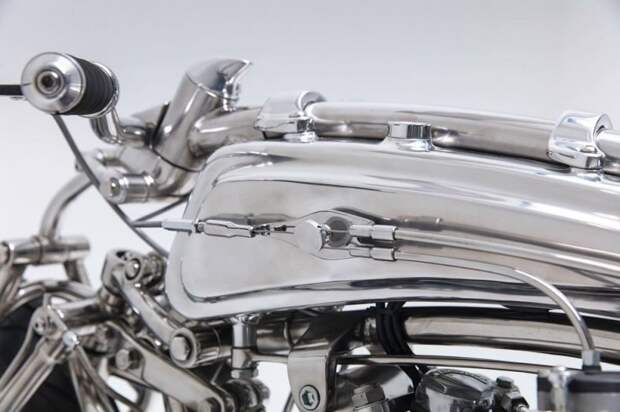 Zillers Garage: кастом с мотором Vincent Lightning