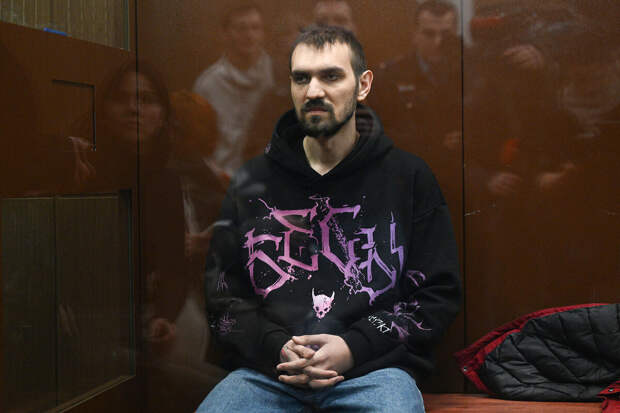 Гособвинение просит 5 лет 11 месяцев колонии для комика Останина