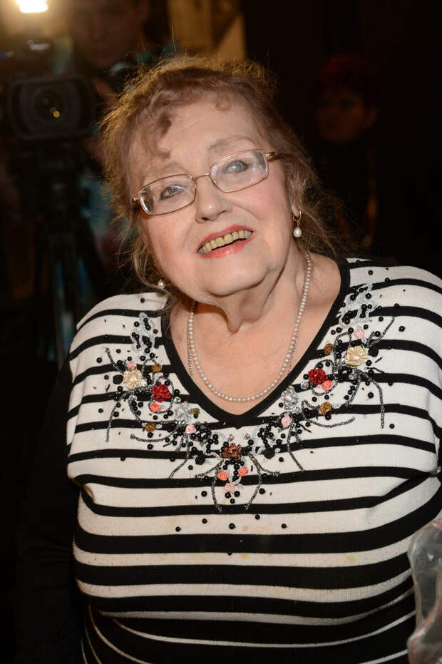 «Он мог бы уделять ей больше внимания»: как живет старший сын Марины Полицеймако, о котором мало кто знает, и как относится к младшему брату-актеру