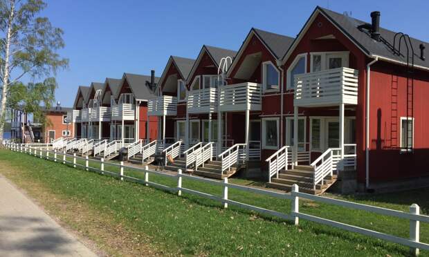 Пока вы спали: россиянам предложили решить квартирный вопрос типовыми домиками