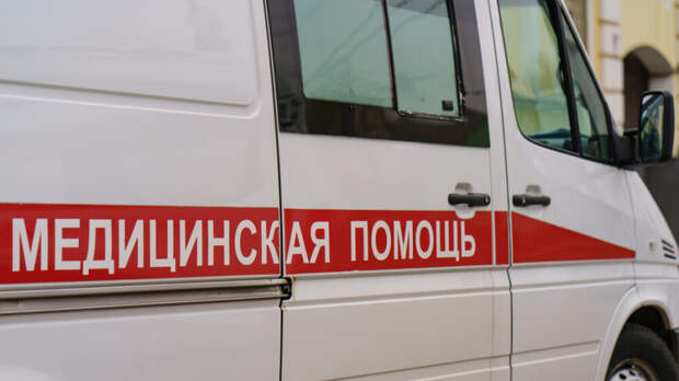 Десять подростков отравились алкоголем в Свердловской области