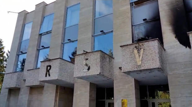 МИД России выразил послу Чехии протест из-за атаки на Русский дом