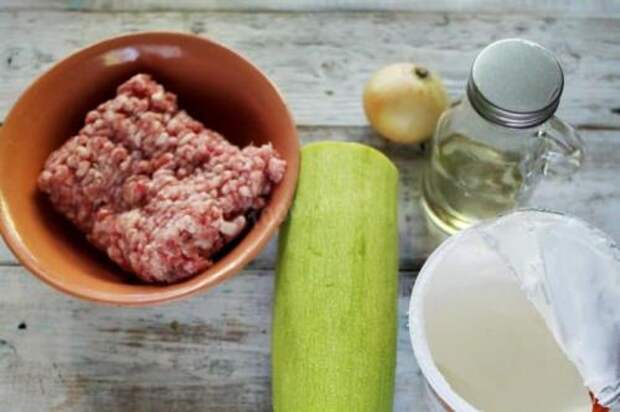 Куриные тефтели с кабачком в духовке. Вкуснейшие тефтели из куриного фарша и кабачков – великолепное блюдо для всей семьи