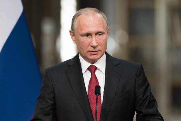 Поправки к Конституции ограничивают власть президента России