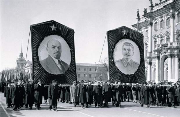 13. Демонстрация, 1952 год. Масштабы 1 мая, СССР, демонстрация, интересно, исторические фото