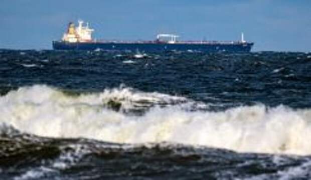 Балтфлот берут на пушку: НАТО готовит страны альянса к «казарменному положению» и грозит охотой на танкеры