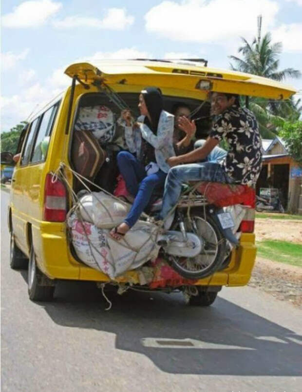 В тесноте, но не в обиде. В тесноте, но не в обиде.