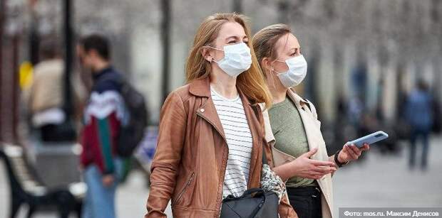 В торговых центрах на западе Москвы за день выявили 64 «безмасочника». Фото: М. Денисов mos.ru