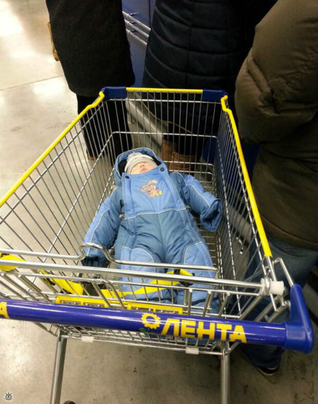 Утомленный шопингом. Утомленный шопингом.